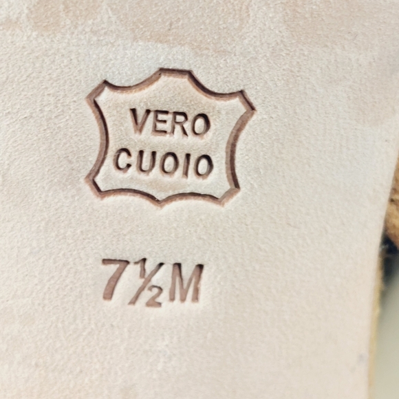 Vaneli Belle Tan Suede Block Heel Classic Open Toe Mules M157 - Picture 10 of 13